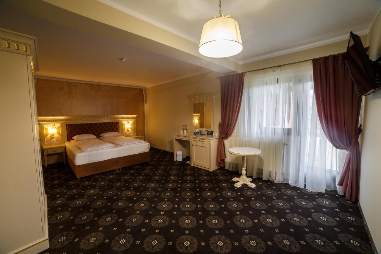 Gradina Mariajelor Hotel Câmpulung Moldovenesc Extérieur photo